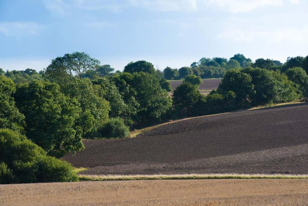The Stables, Relax In 5 Star Style And Comfort With Lovely Walks All Around Maplestead Buitenkant foto