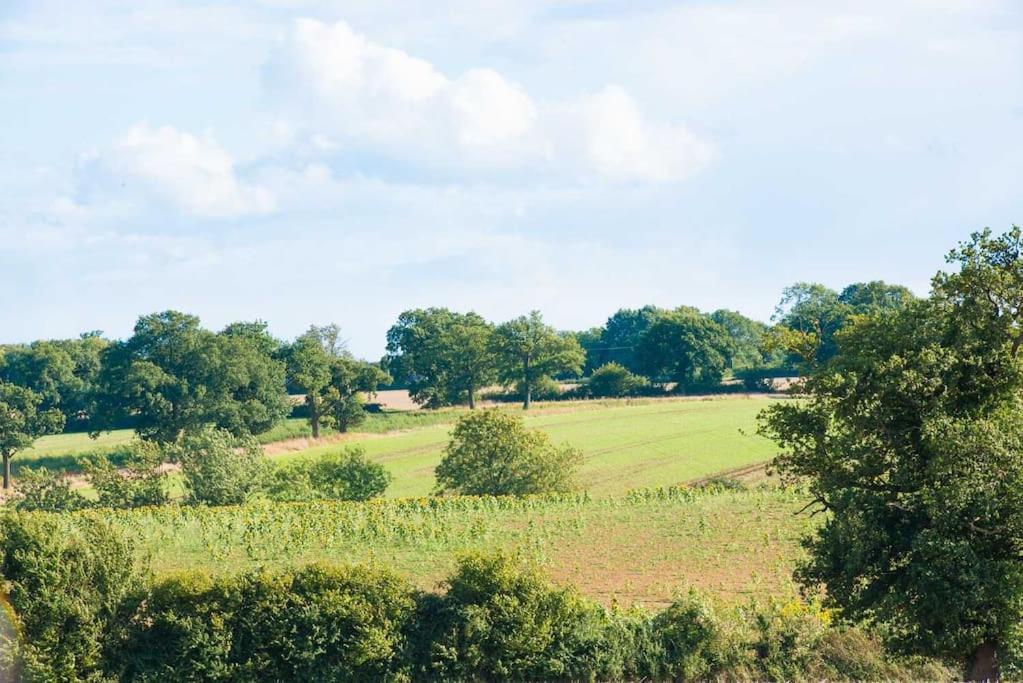 The Stables, Relax In 5 Star Style And Comfort With Lovely Walks All Around Maplestead Buitenkant foto