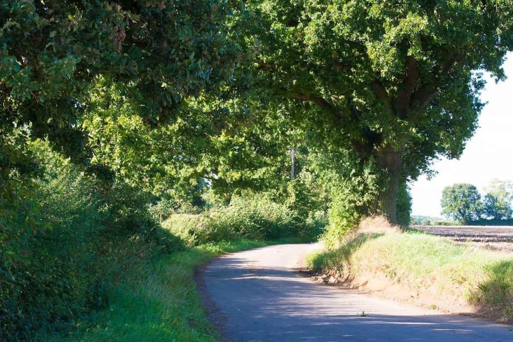 The Stables, Relax In 5 Star Style And Comfort With Lovely Walks All Around Maplestead Buitenkant foto